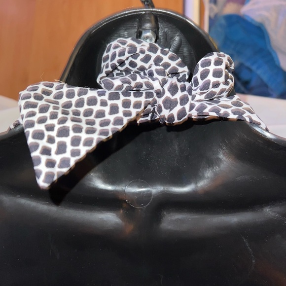 Tommy Bahama Halter Tankini And Swim Skirt Set - Picture 10 of 16